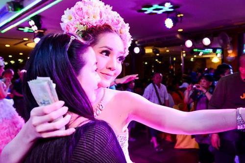 国产人妖我ts在线一区,探索性别边缘的虚拟世界