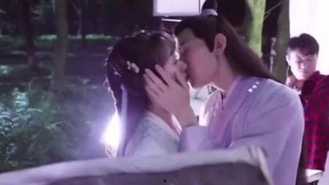 超酥吻戏高甜国产在线观看